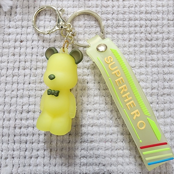 🆕️ Yellow Bear Superhero Key chain - Picture 1 of 2